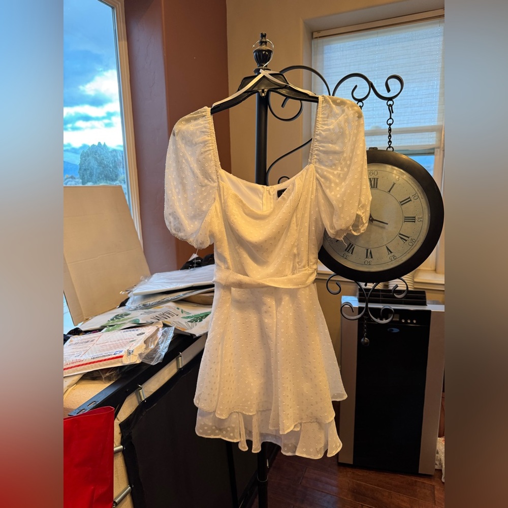 B. Smart Womens Juniors Short Sleeve Fit + Flare Dress NWT Size 11